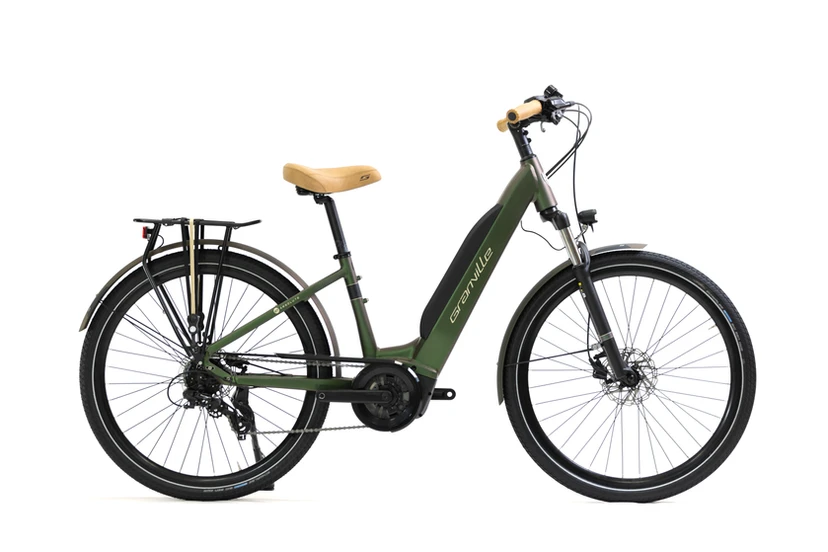 Image du vélo électrique Granville E-Absolute 34+ Chameleon Green Mat, alliant un design captivant et des performances remarquables. Une combinaison parfaite de style, de puissance et de confort pour des déplacements urbains exceptionnels
