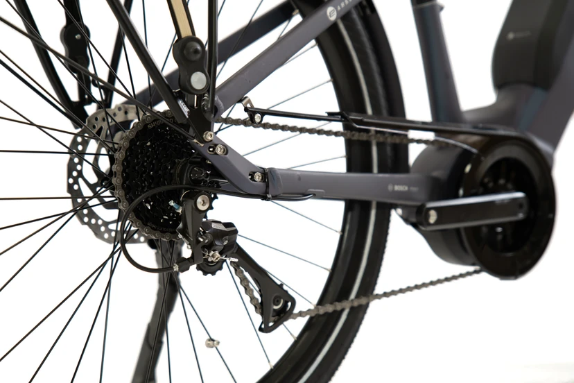 Image du vélo Granville E-Absolute 15 Cham Blue : un modèle électrique performant avec moteur Bosch, batterie 500 Wh et freins Shimano
